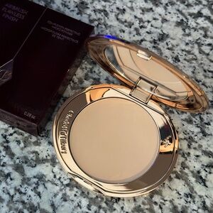 Charlotte Tilbury Powder Medium